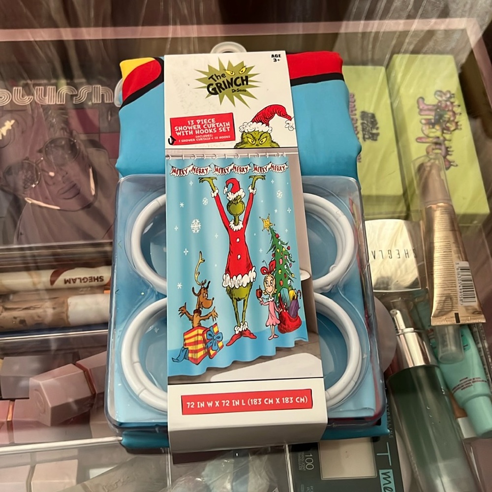 The grinch dr seuss shower curtains (2017)